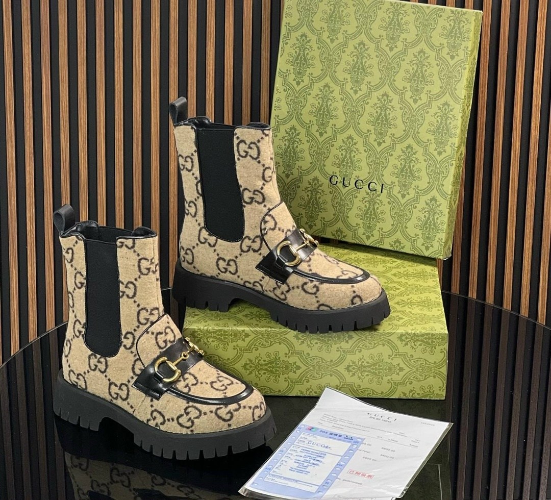 ботинки gucci,парусиновые ботинки челси с узором gg gucci коричневый,ботинки gucci с фирменным узором,ботинки гуччи,женские ботинки gucci