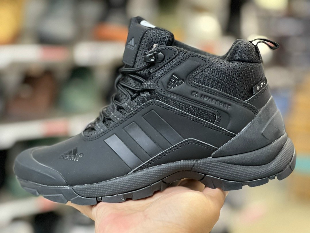 кроссовки adidas climaproof зимние черные,кроссовки зимние adidas climaproof,кроссовки adidas зимние,кроссовки adidas climaproof,adidas climaproof hight all black/red (с мехом) мужские