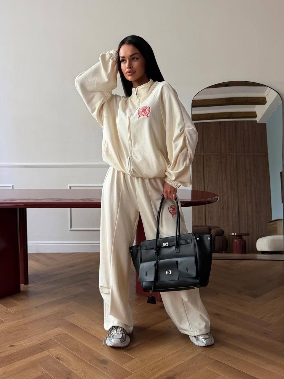 костюм спортивный,женский спортивный костюм,женский костюм,костюм,спортивная одежда женская