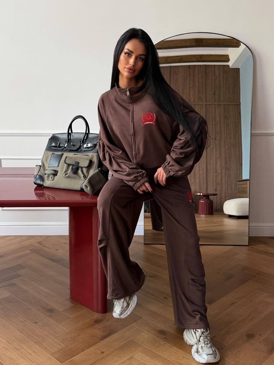 женский спортивный костюм,стильные женские костюмы,cпортивный костюм женский на флисе,костюм на флисе,костюм спортивный повседневный