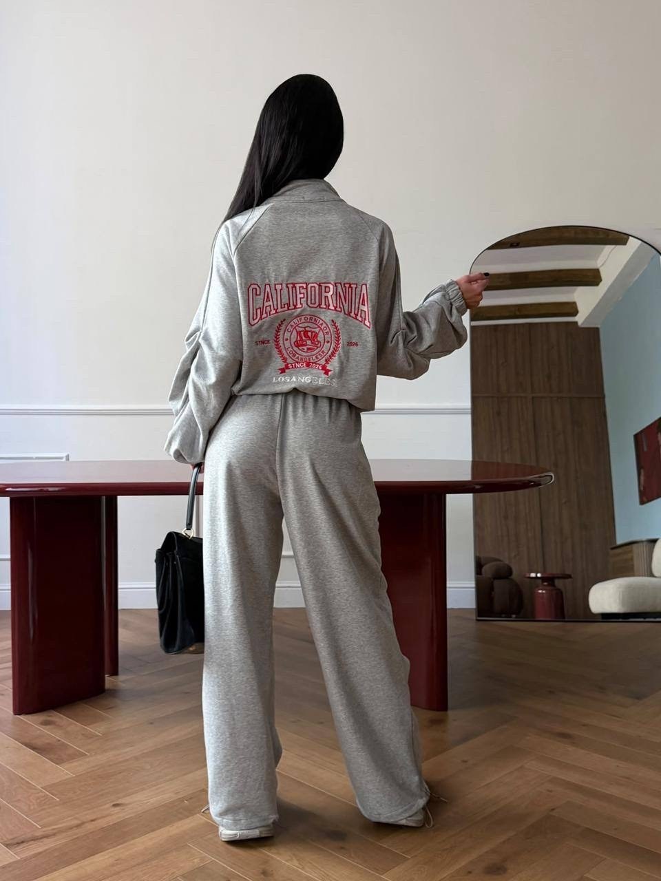 стильная кофта,костюм спортивный,свитшот женская,стильные женские свитшоты,костюм серый
