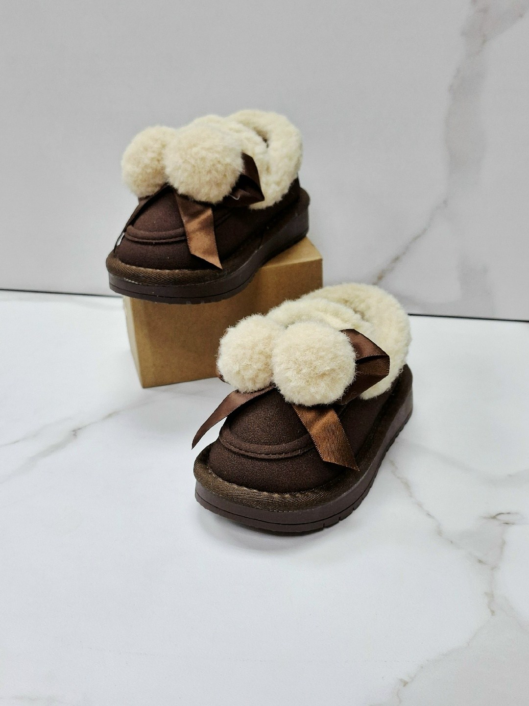 ,теплая ,зимняя , с мехом, женская