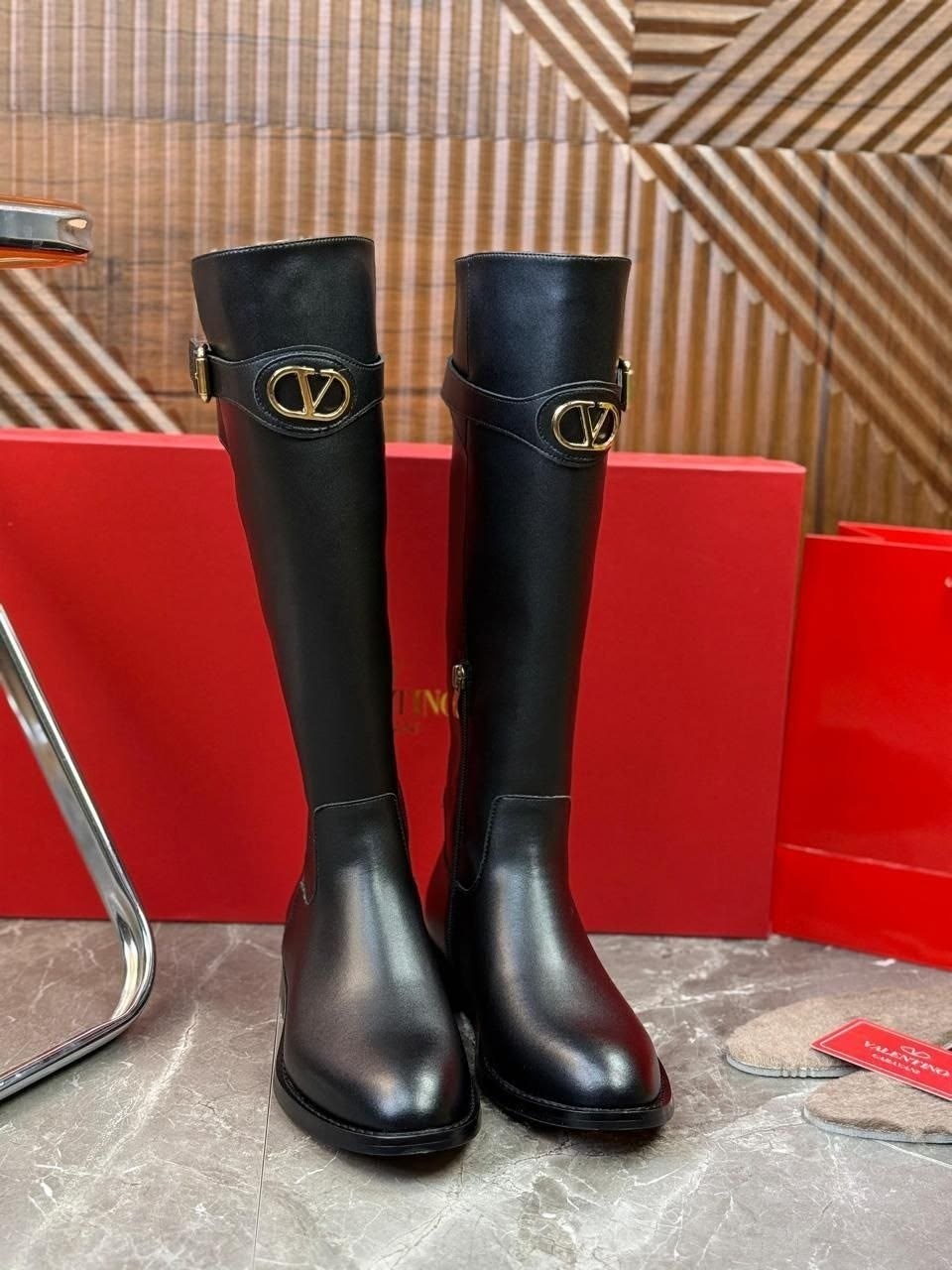 женские сапоги,сапоги,сапоги диор,,сапоги valentino
