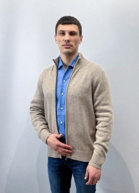 Свитер