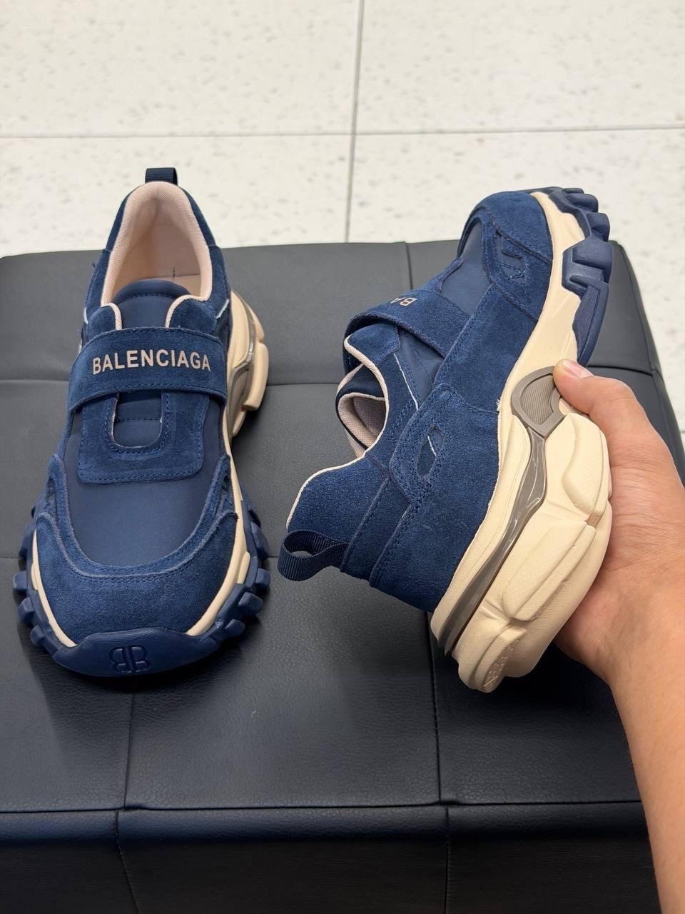 ,кроссовки женские balenciaga,кроссовки balenciaga,кроссовки balenciaga triple s,кроссы баленсиага женские оригинал