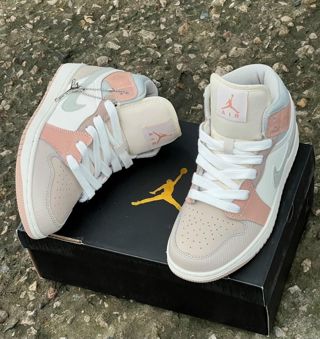 nike air jordan 1 mid milan,женские кроссовки nike air jordan 1 mid,nike air jordan 1 mid,женские кроссовки nike,кроссовки