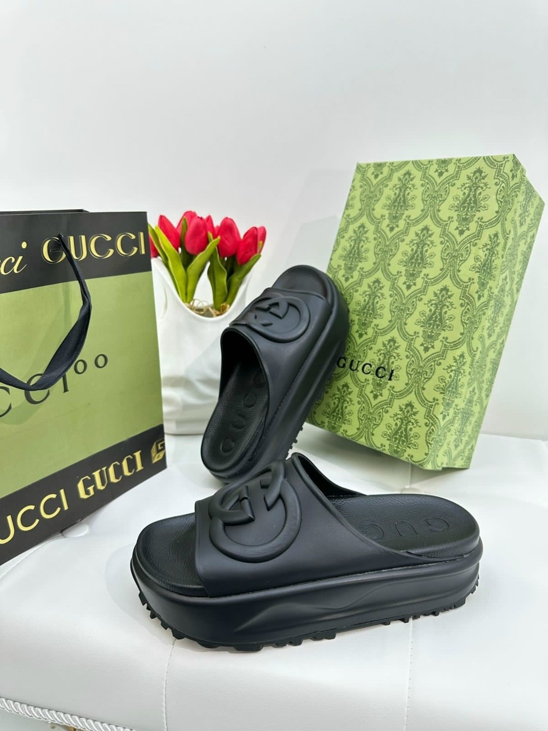 ,шлепанцы женские,шлепанцы сланцы,шлёпки гуччи женские,шлепанцы gucci