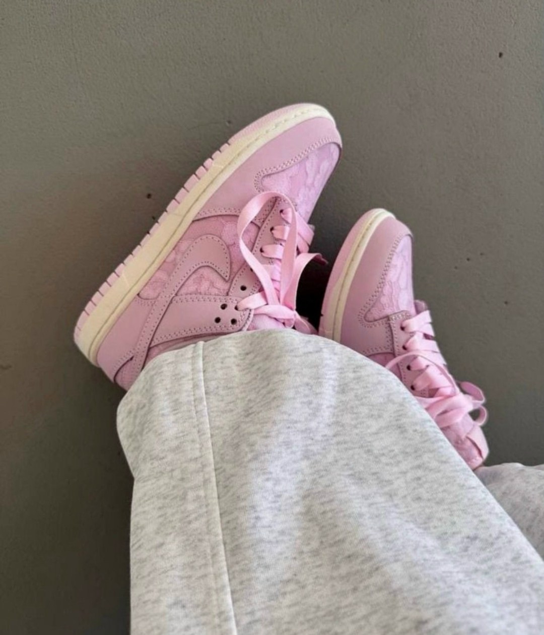 кроссовки женскиe,женские кроссовки nike dunk low,кроссовки женские nike,женские повседневные кроссовки nike dunk low,nike розовые кроссовки