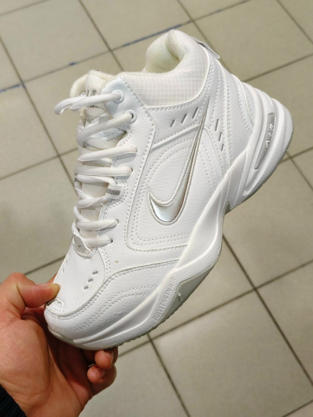 кроссовки nike air monarch,кроссовки найк монарх мужские,кроссовки nike air monarch iv,кроссовки мужские nike air monarch iv,кроссовки зимние nike
