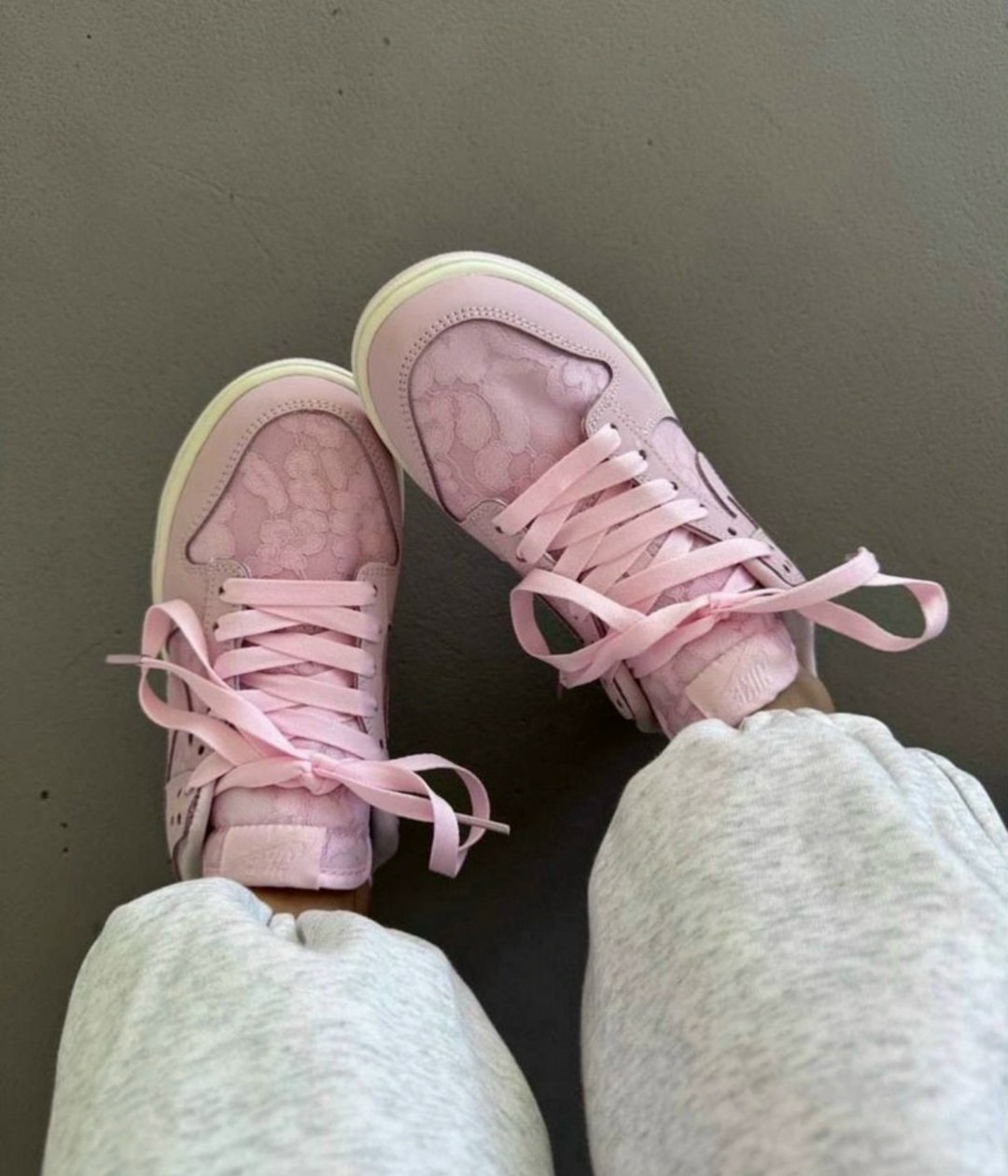 кроссовки женскиe,женские кроссовки nike dunk low,кроссовки женские nike,женские повседневные кроссовки nike dunk low,nike розовые кроссовки