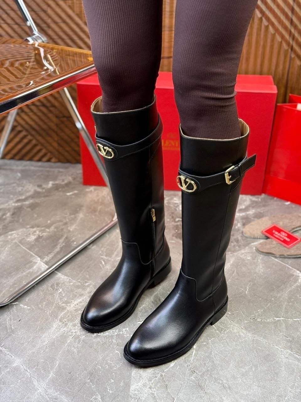 женские сапоги,сапоги,сапоги диор,,сапоги valentino
