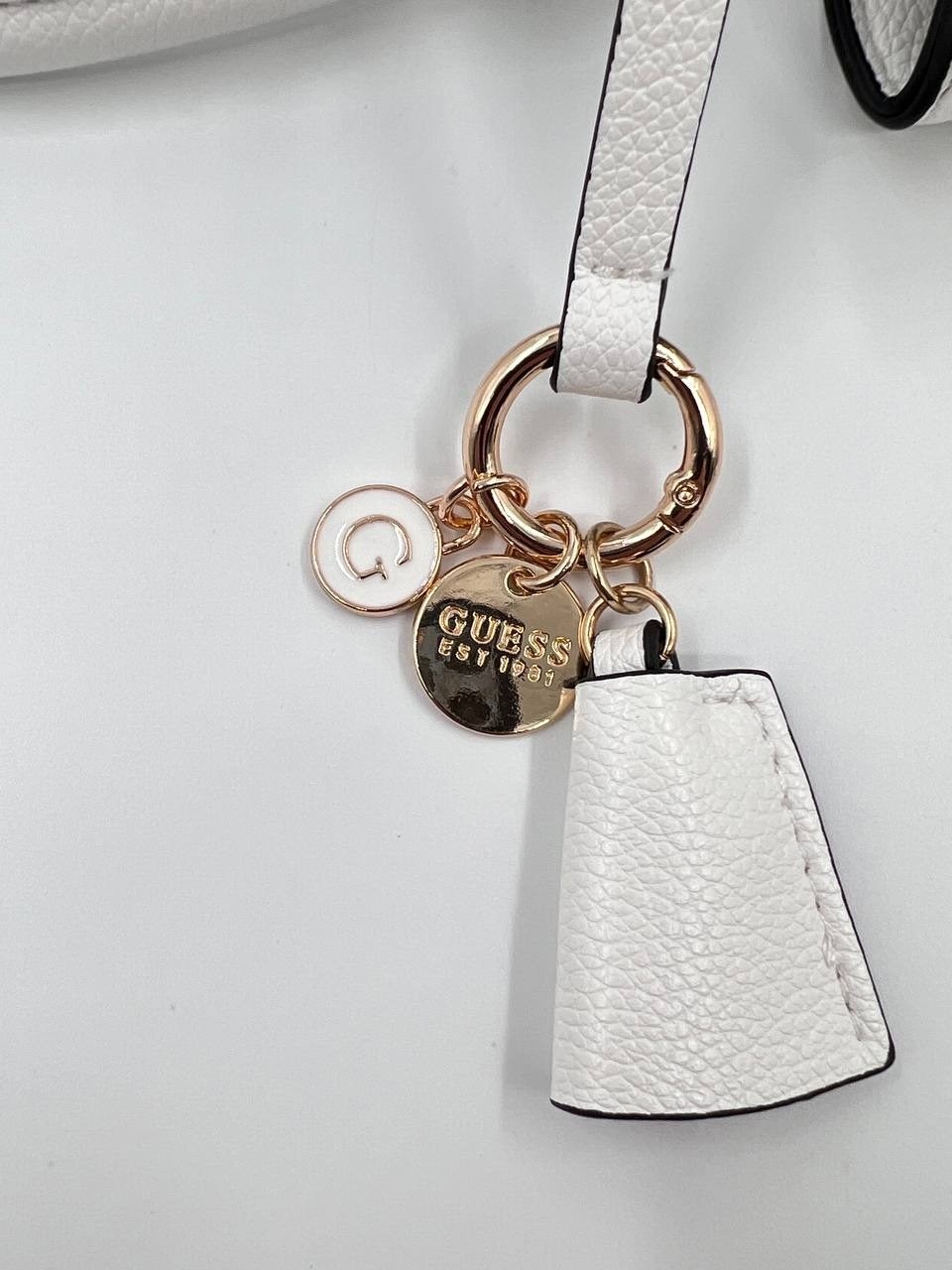 сумка guess белая,сумка guess женская,сумки guess,сумка guess женская белая,сумка белая