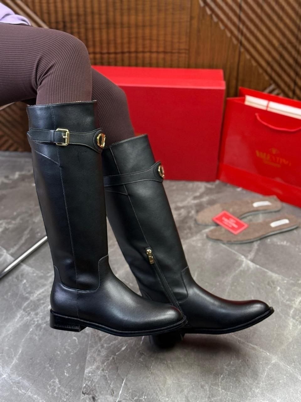 женские сапоги,сапоги,сапоги диор,,сапоги valentino
