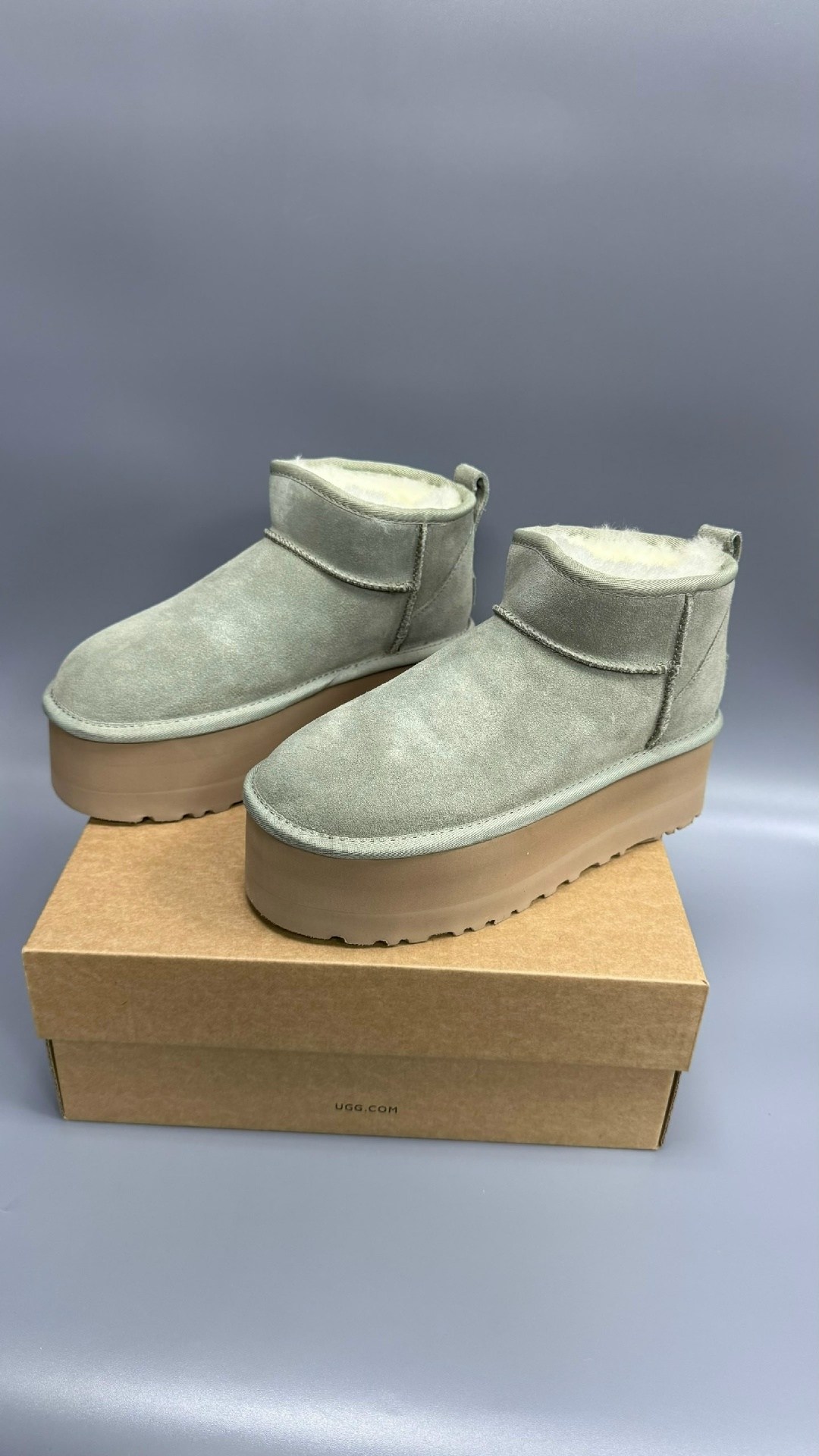 женские угги ugg classic ultra mini platform light grey,угги женские,угги женские ugg,женские ботинки ugg classic ultra mini platform grey,ugg classic mini platform grey