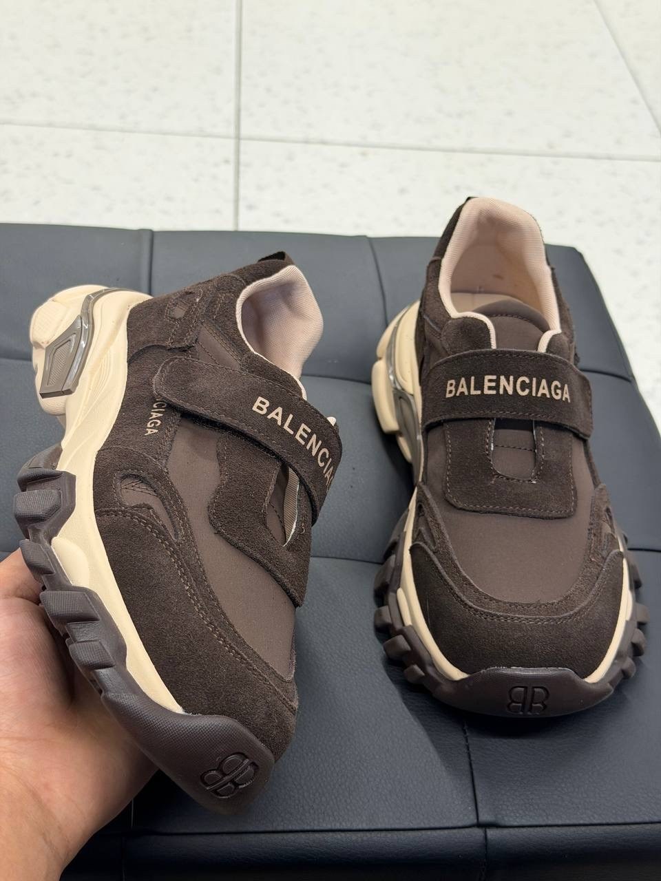 ,кроссовки женские balenciaga,кроссовки balenciaga,кроссовки balenciaga triple s,кроссы баленсиага женские оригинал