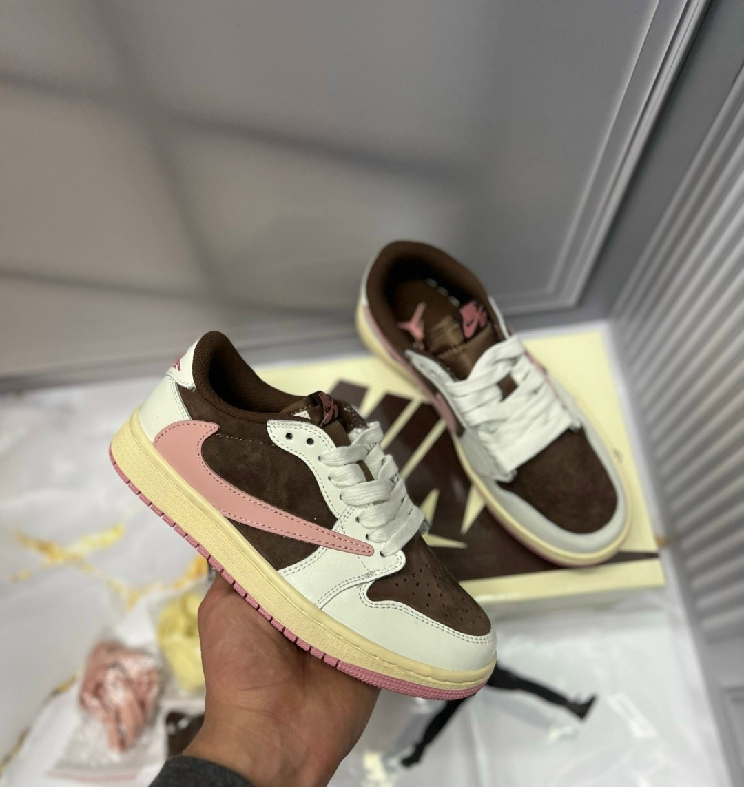 кроссовки nike travis scott x air jordan 1 low,,женские кроссовки,кроссовки nike travis scott x air jordan 1,кроссовки nike air jordan 1 low travis scott