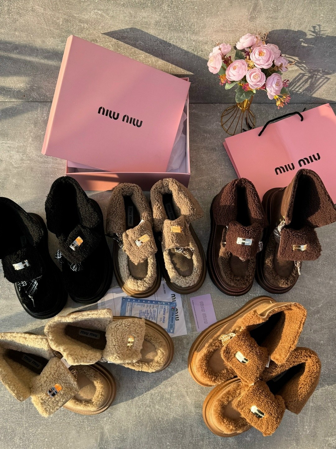 ,угги женские,ботинки miu miu,ботинки с мехом,женские ботинки miu miu зимние