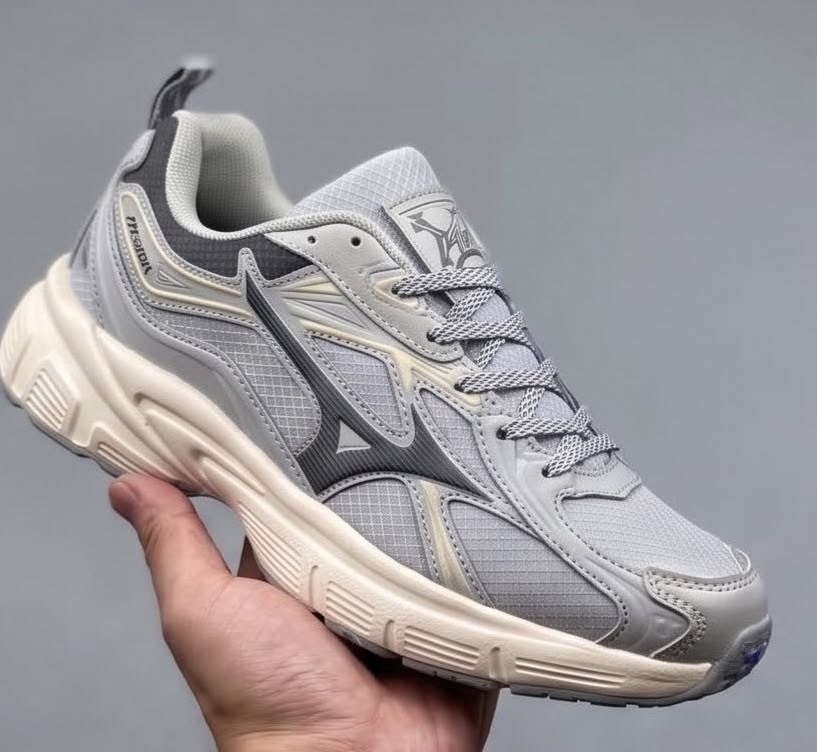 кроссовки mizuno wave rider 10,кроссовки mizuno,кроссовки mizuno mxr ripstop pack-harbor mist серый,кроссовки мужские mizuno wave daichi 7 gtx,женские кроссовки mizuno