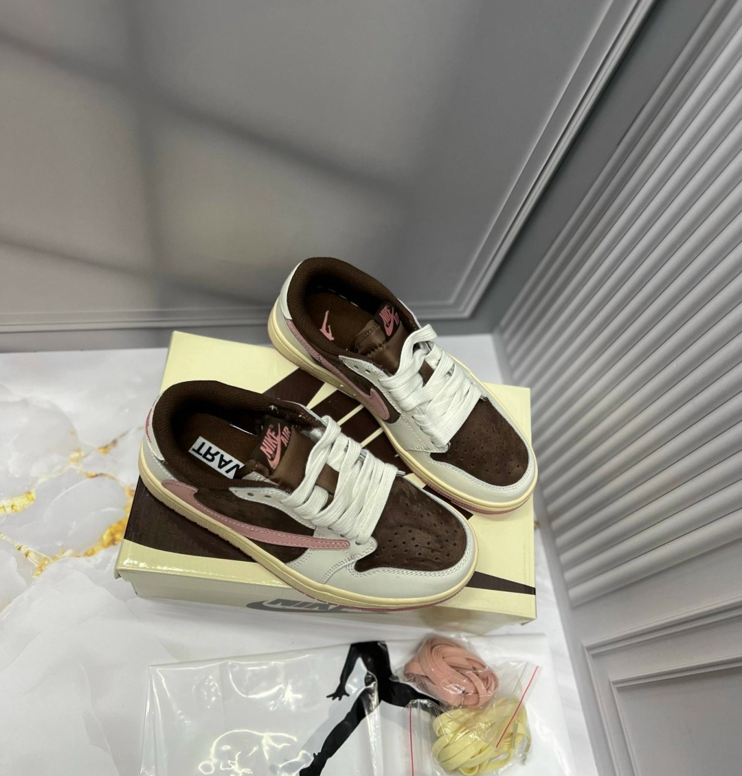 кроссовки nike travis scott x air jordan 1 low,,женские кроссовки,кроссовки nike travis scott x air jordan 1,кроссовки nike air jordan 1 low travis scott