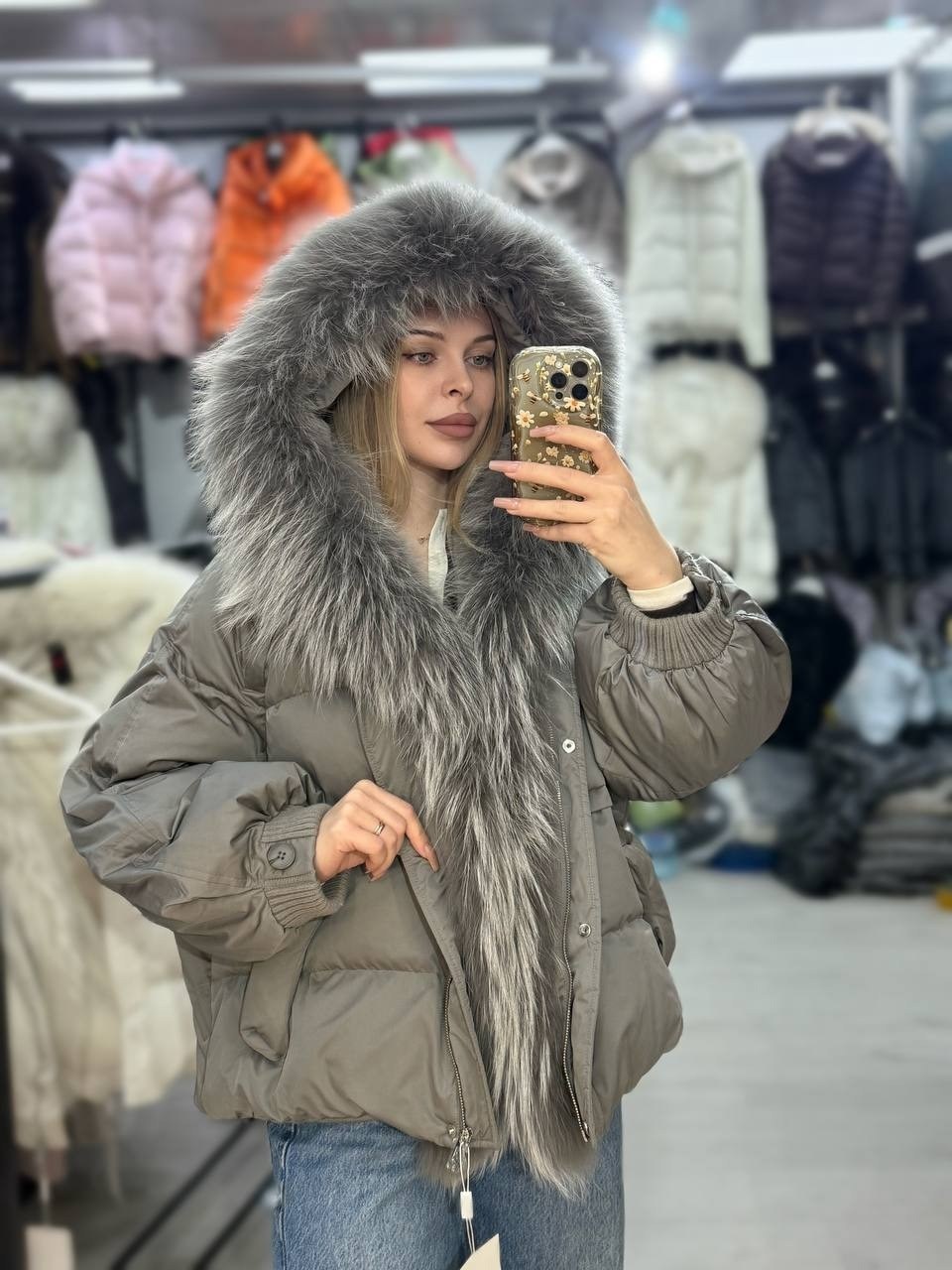 короткий пуховик,пуховик,куртка зимняя женская,женский пуховик,пуховик с натуральным мехом