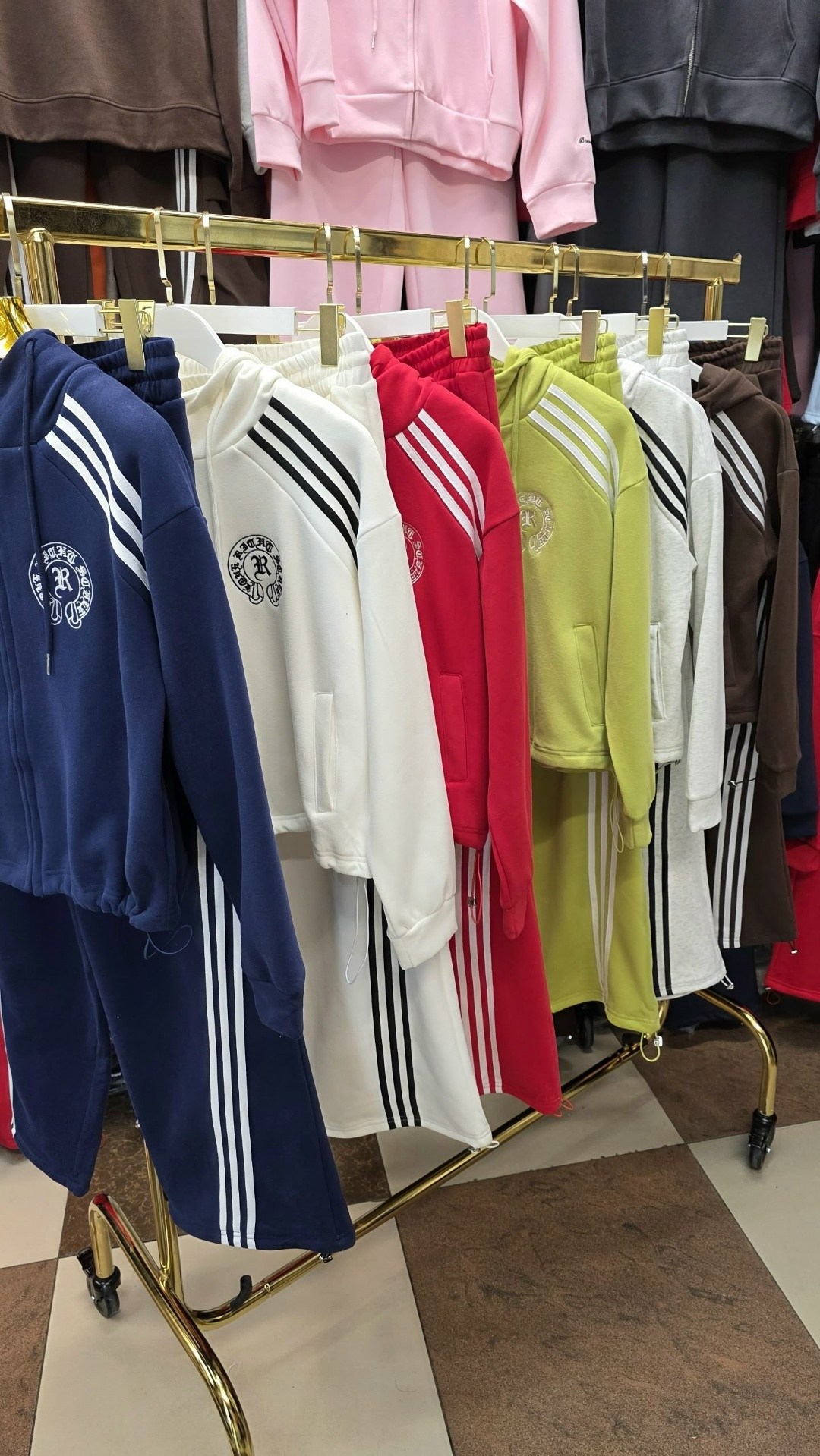 спортивный костюм спортивные костюмы,спортивные костюмы адидас,спортивные костюмы адидас женские,костюм адидас,спортивный костюм