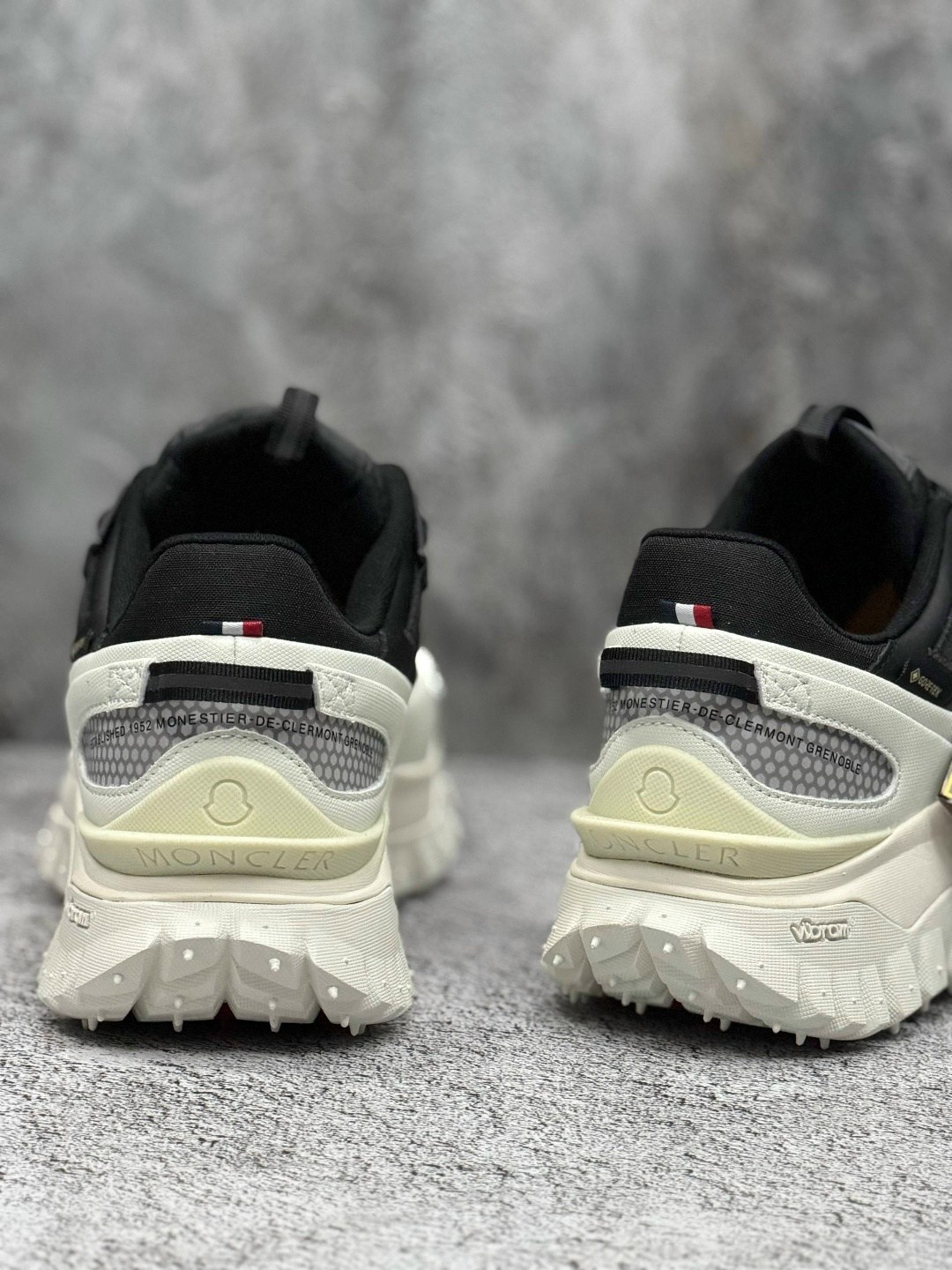 кроссовки moncler,кроссовки moncler trailgrip gtx trainers белый черный,монклер кроссовки,кроссовки moncler trailgrip gtx,moncler trailgrip gtx