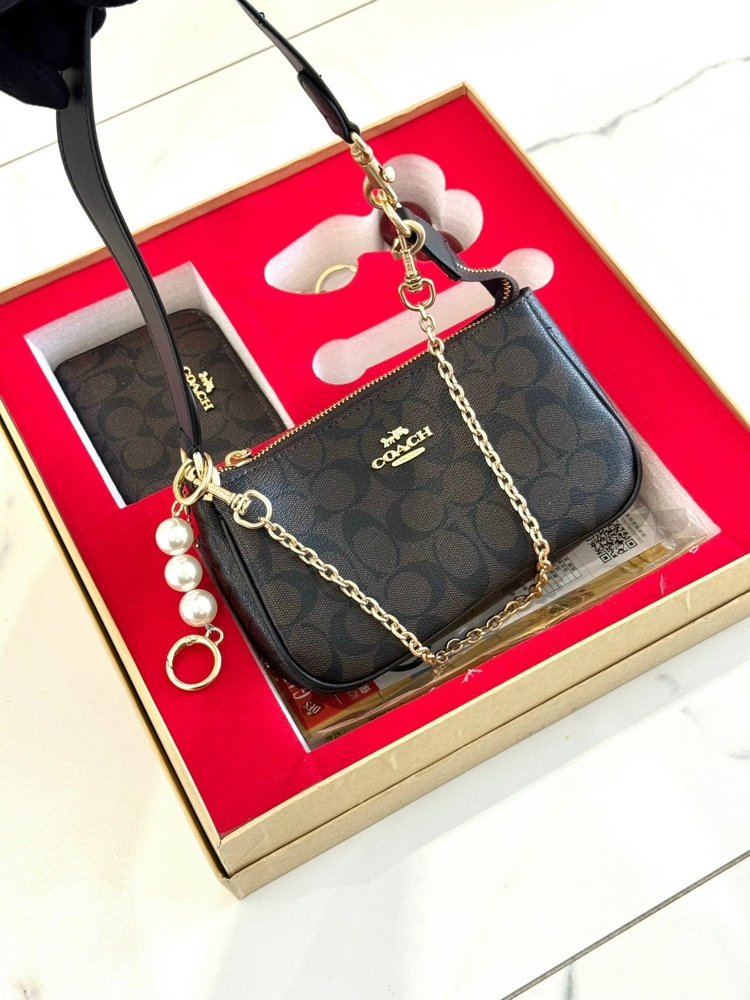 сумка на плечо coach,coach сумка,женская сумка coach,женская сумка-кошелек через плечо coach,coach totes cope 1:1 2026 женская сумка-кошелек через плечо