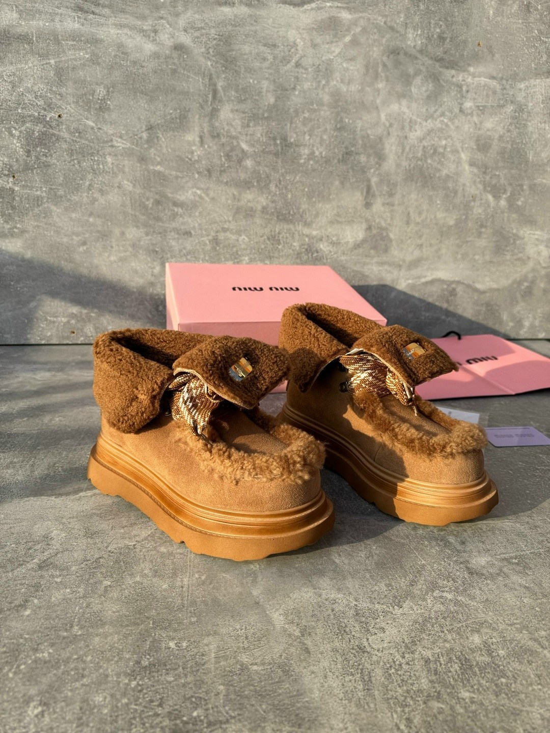 ,женские угги, женская,угги короткие miu miu женские,тапочки зимние