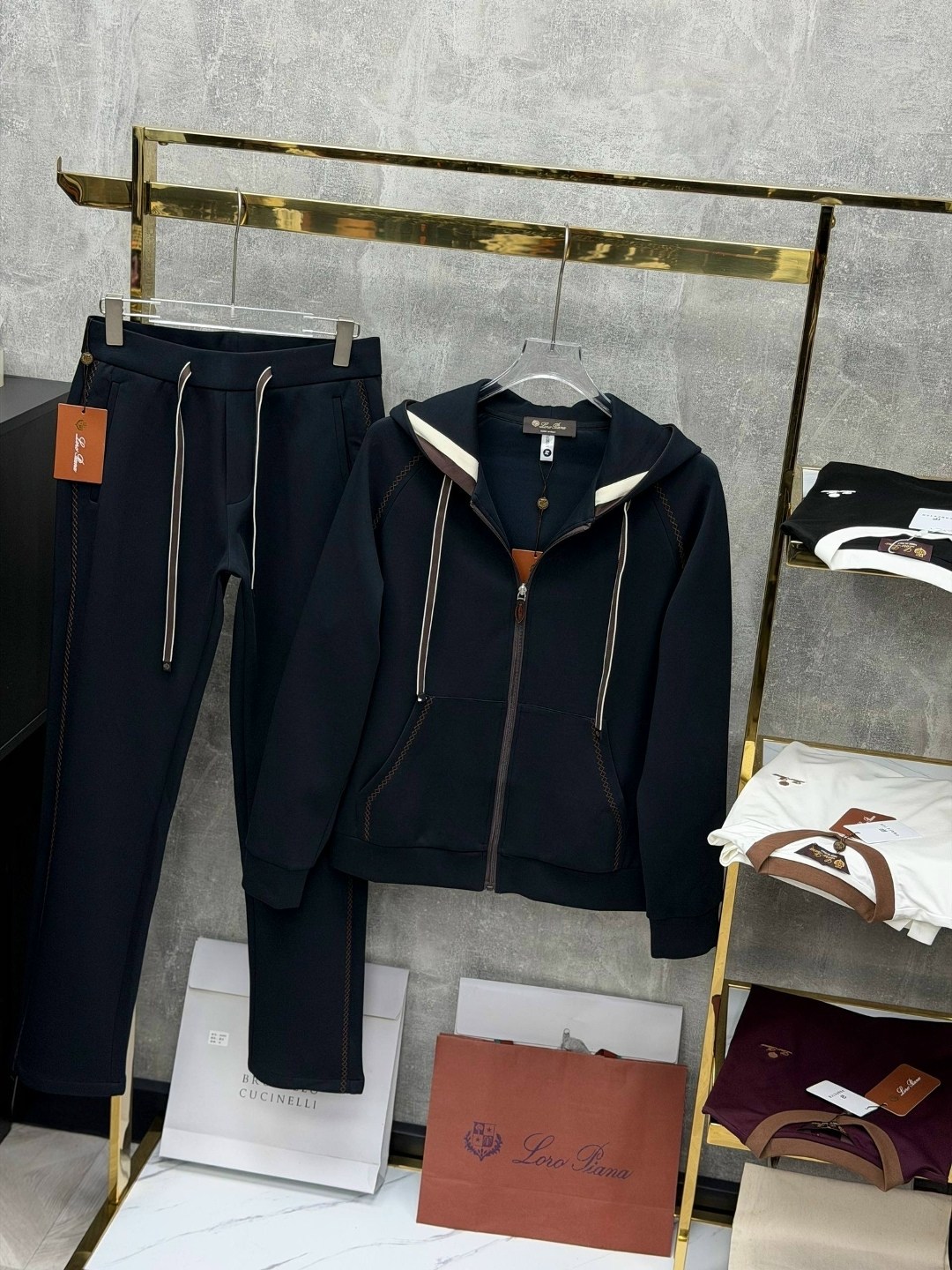 спортивный костюм brunello cucinelli,спортивный костюм loro piana,мужской спортивный костюм brunello cucinelli,костюм спортивный,brunello cucinelli костюм