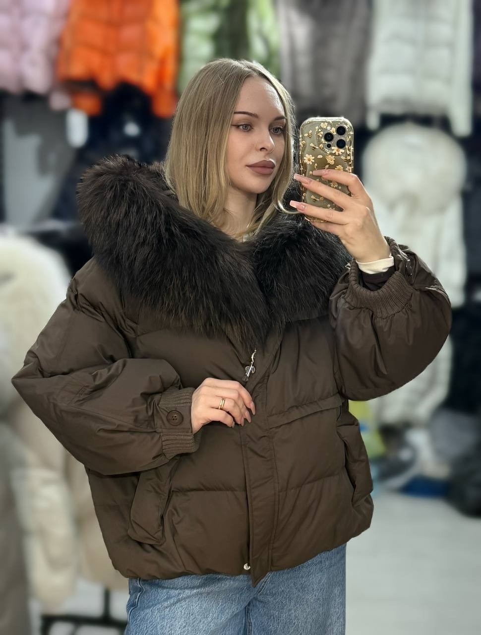 короткий пуховик,пуховик,куртка зимняя женская,женский пуховик,пуховик с натуральным мехом
