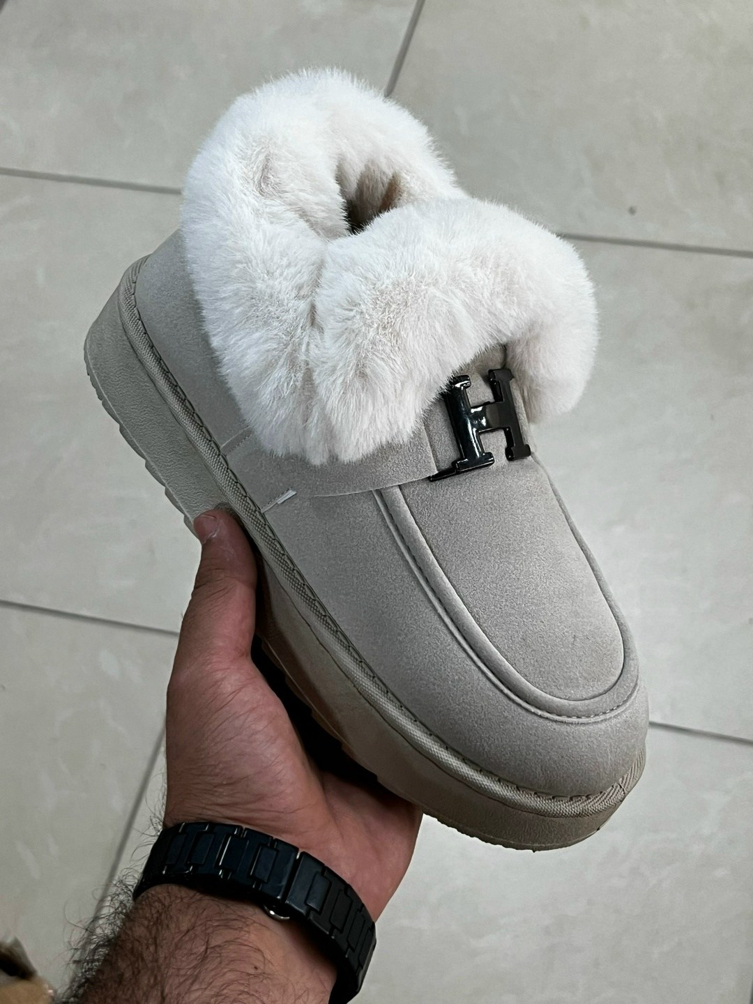 женские угги,,угги,угги женские зимние,угги короткие зимние черные с мехом