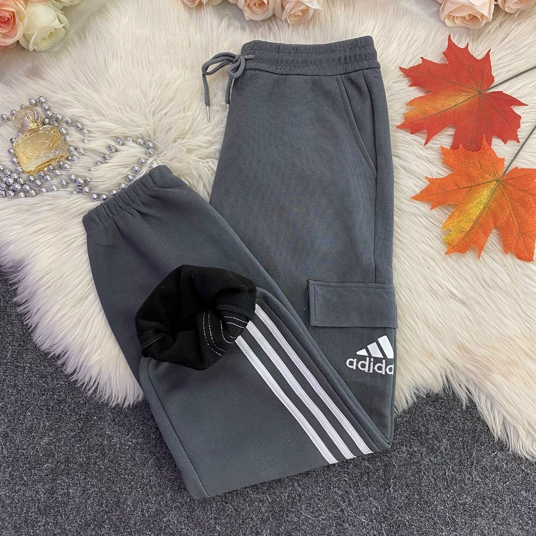 зеленые adidas originals брюки,спортивные брюки adidas originals,штаны адидас,спортивные брюки adidas,спортивные штаны adidas originals