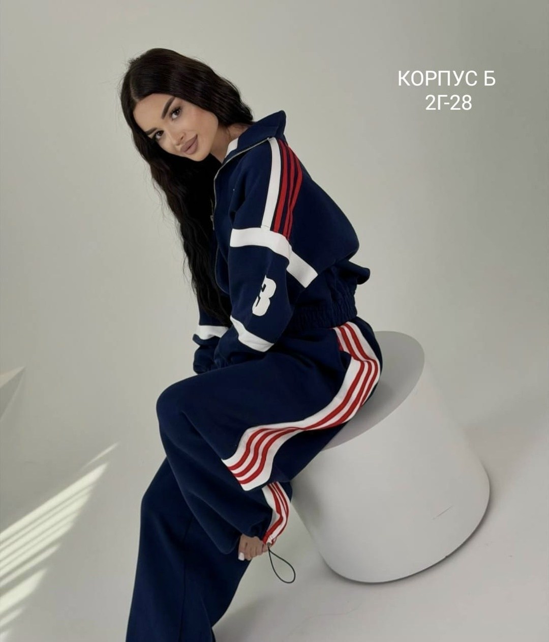 костюм спортивный,женский спортивный костюм,повседневный спортивный костюм,спортивный костюм стильный,стильные костюмы