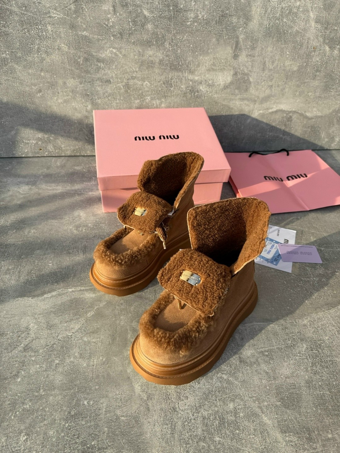 ,женские угги, женская,угги короткие miu miu женские,тапочки зимние