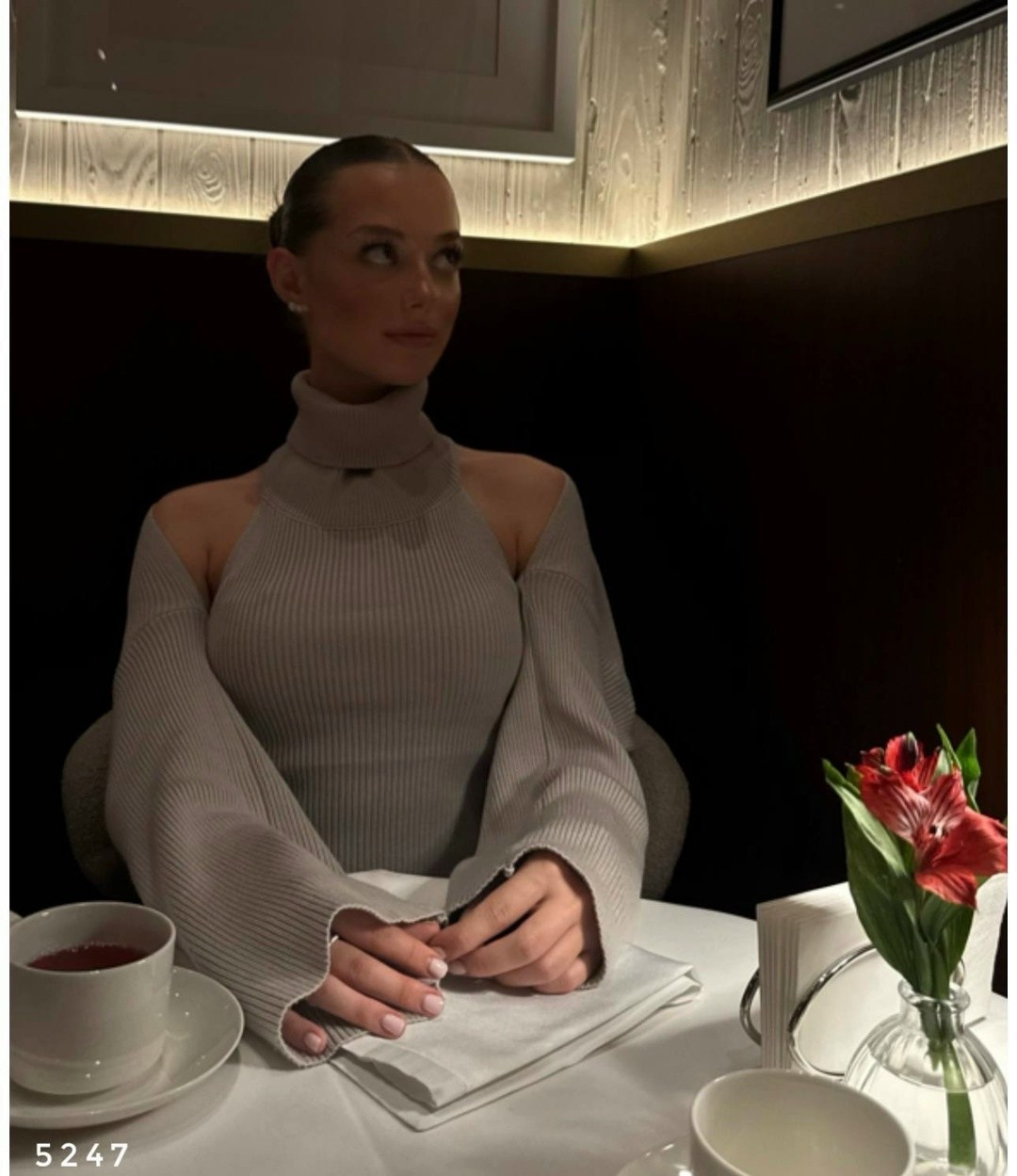 модные свитера,turtleneck sweater,свитер с высоким воротником,свитер с воротником,женская водолазка