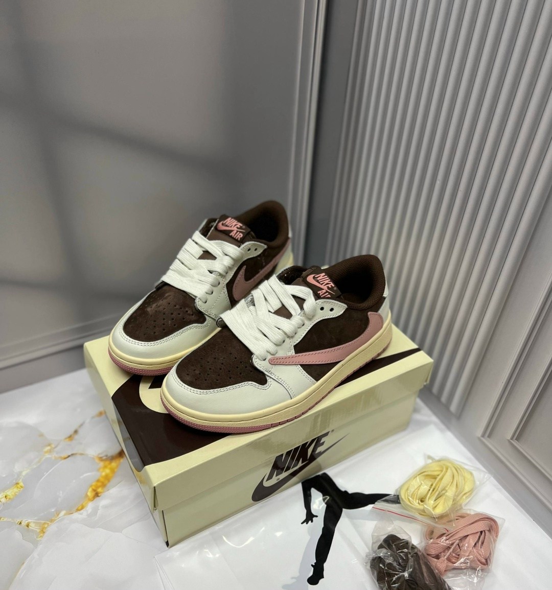 кроссовки nike travis scott x air jordan 1 low,,женские кроссовки,кроссовки nike travis scott x air jordan 1,кроссовки nike air jordan 1 low travis scott