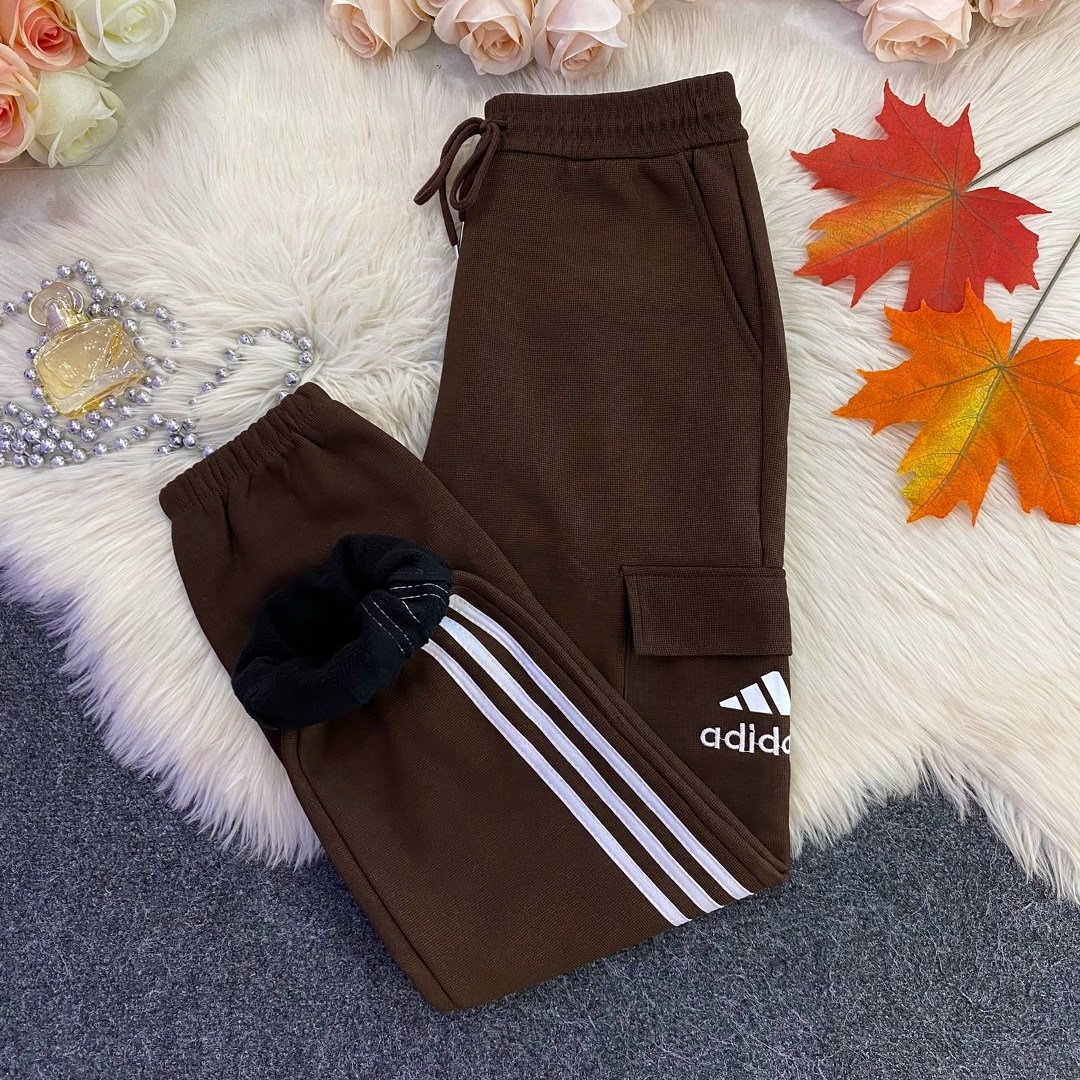 зеленые adidas originals брюки,спортивные брюки adidas originals,штаны адидас,спортивные брюки adidas,спортивные штаны adidas originals