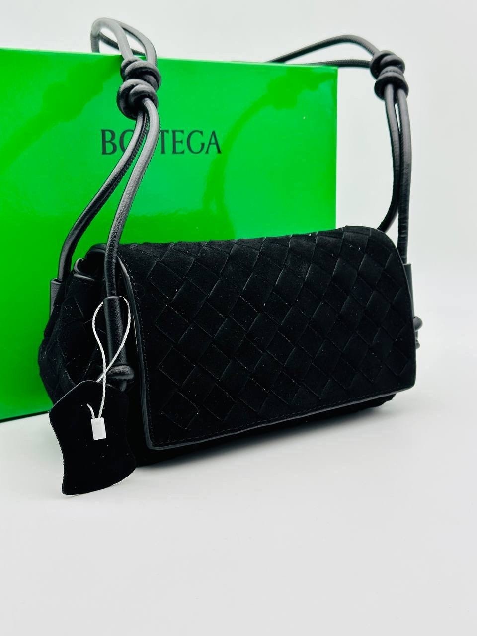 bottega veneta сумка,bottega veneta,сумка женская bottega veneta,сумка на плечо bottega veneta,bottega сумка loop