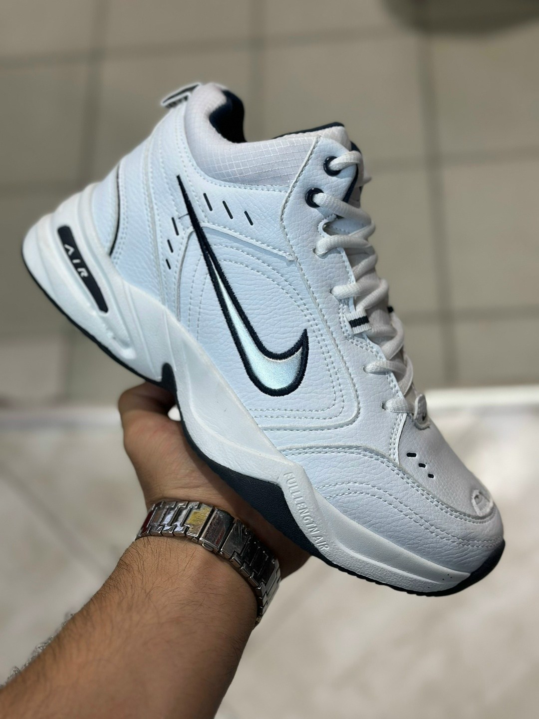кроссовки nike air monarch,кроссовки nike air monarch iv,мужские кроссовки nike air monarch iv,nike air monarch,кроссовки