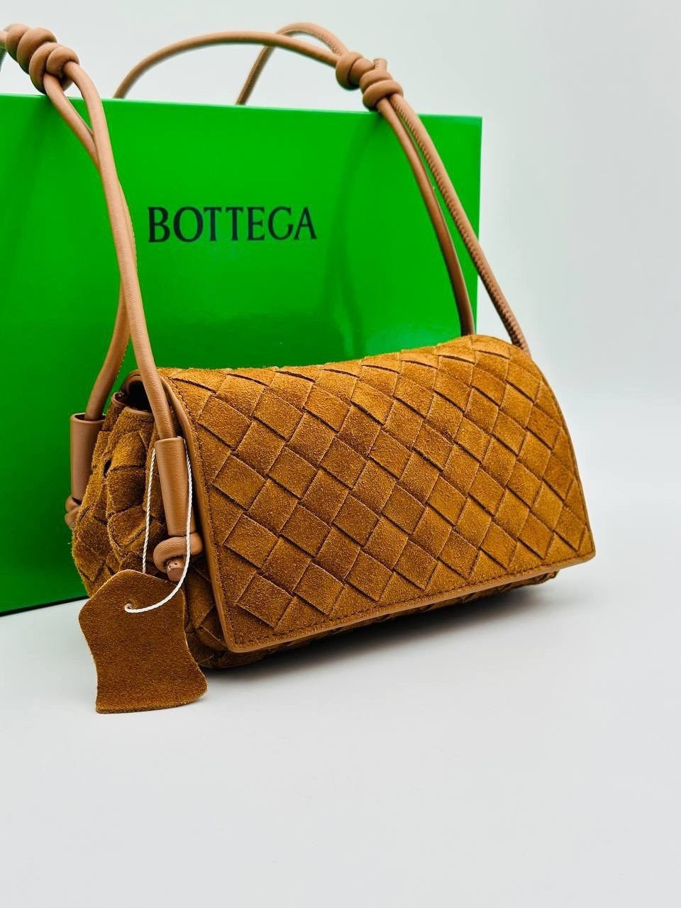 bottega veneta сумка,bottega veneta,сумка женская bottega veneta,сумка на плечо bottega veneta,bottega сумка loop