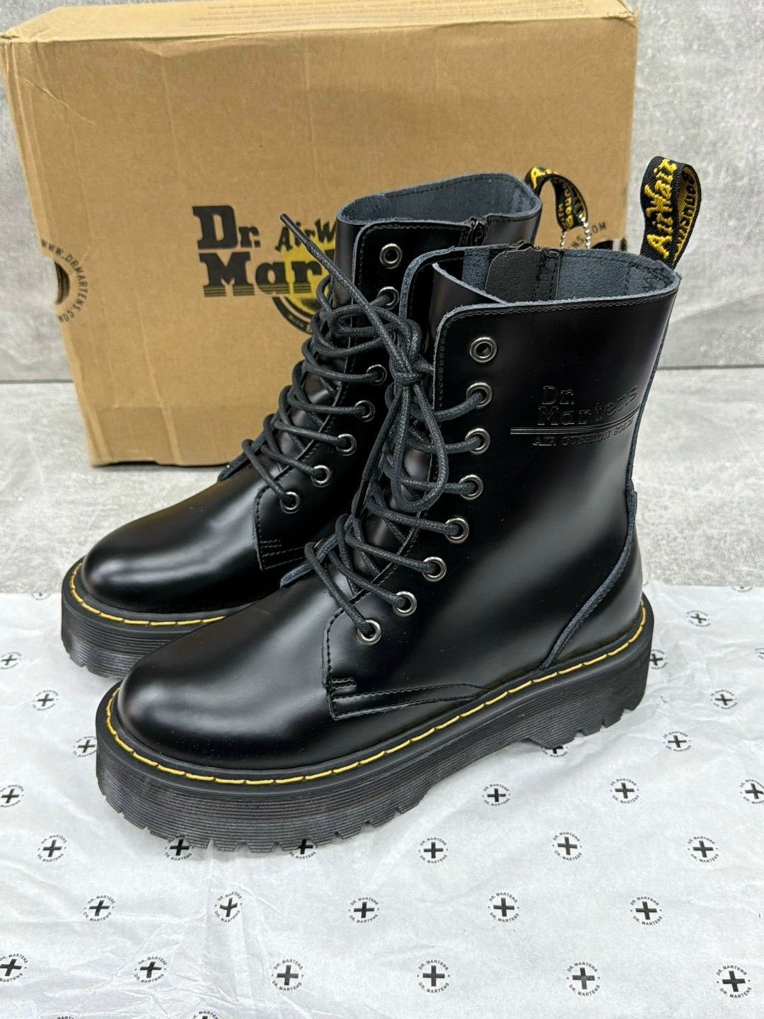 ,ботинки dr. martens,ботинки dr,ботинки мартинсы,ботинки dr.martens jadon