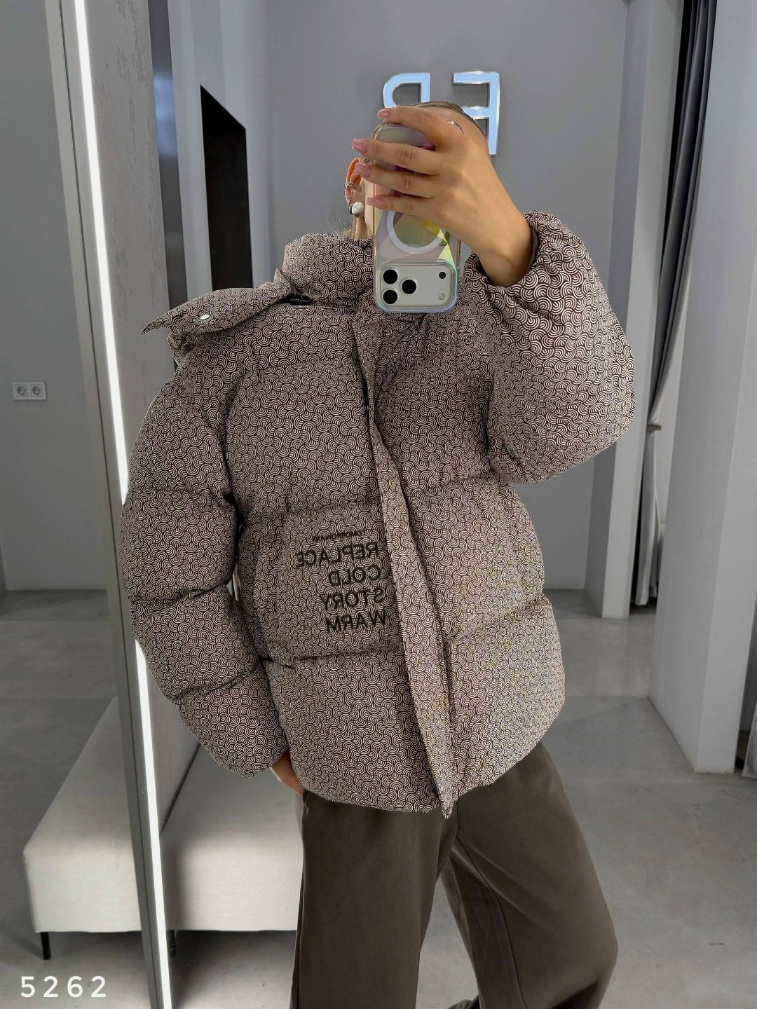 куртка модная,пуховик burberry,пуховик женский,теплая куртка,куртка женская