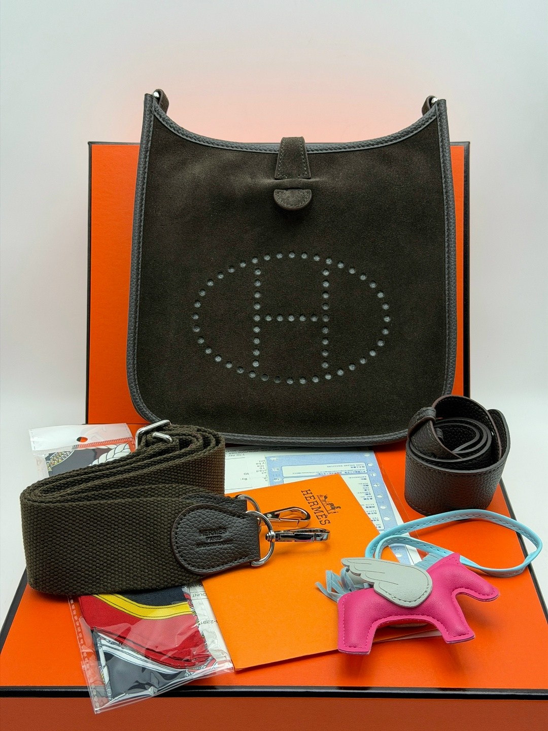 hermes сумка,сумка женская hermes,сумка hermes evelyne,эрмес сумка,сумка hermes через плечо