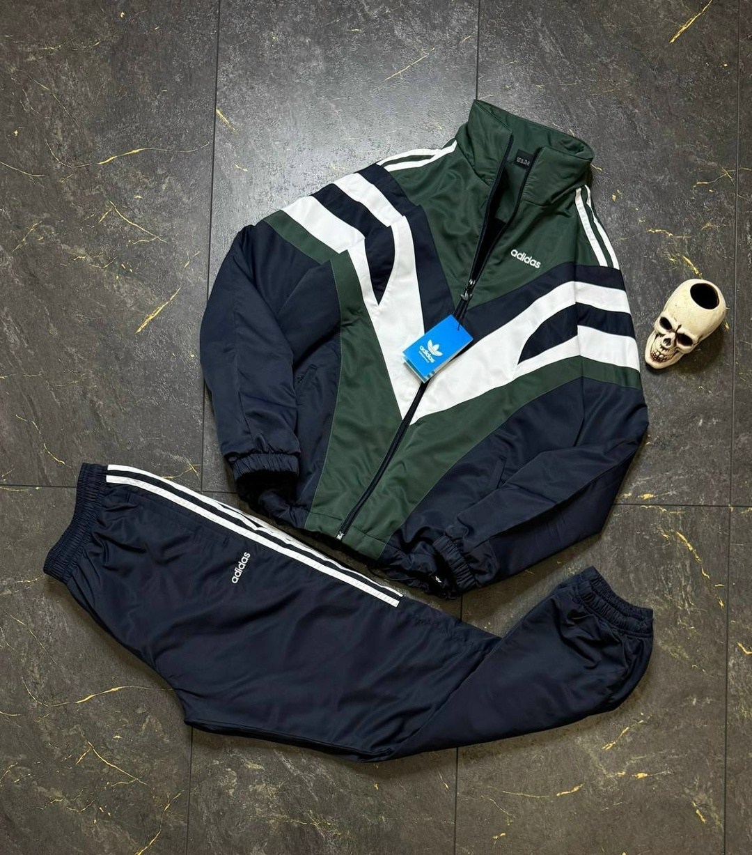 спортивный костюм adidas ретро,спортивный костюм adidas,спортивный костюм adidas 90х,костюм adidas 90 х,спортивный костюм adidas ретро в стиле 90-х