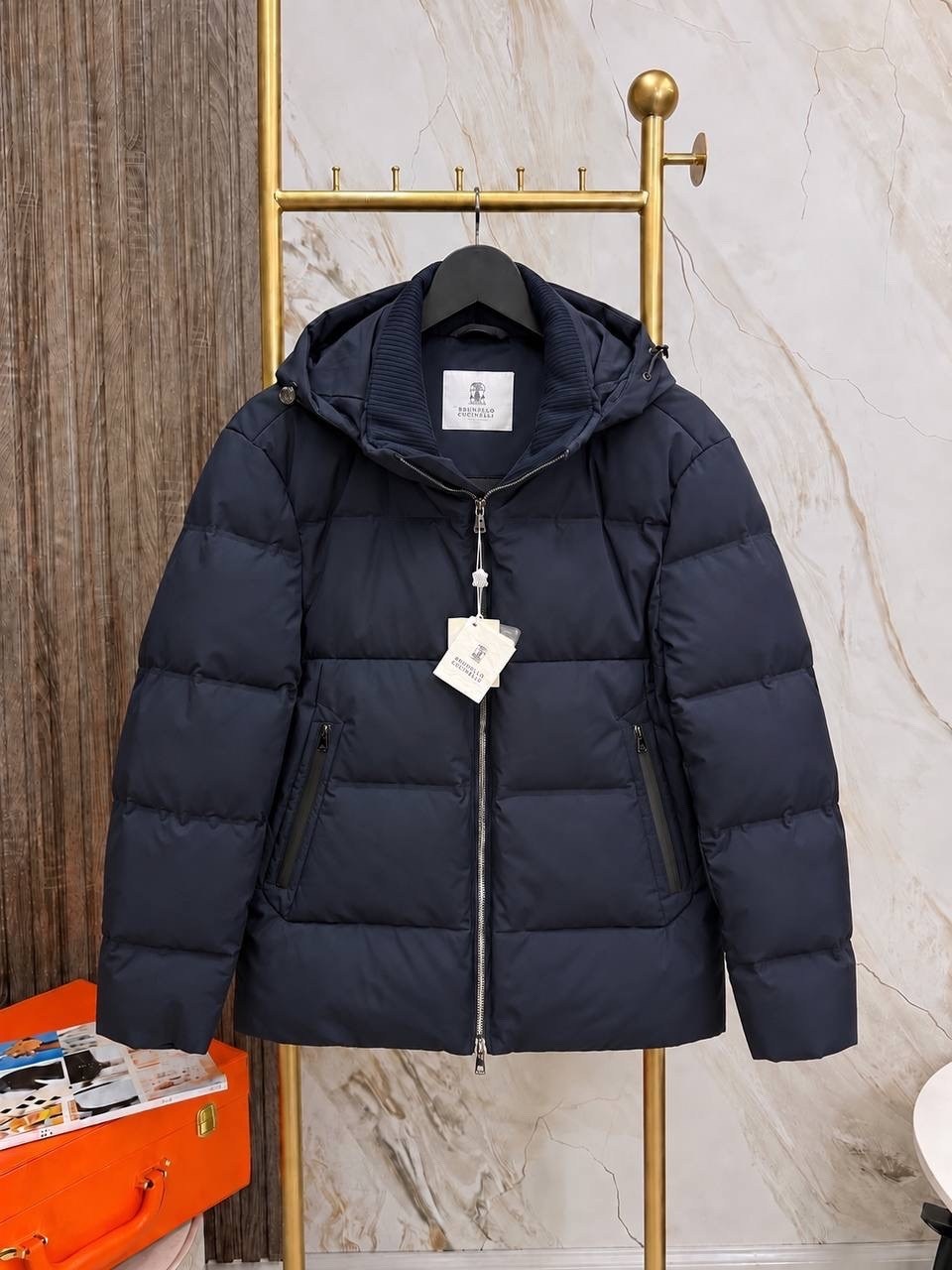 dior oblique пуховик,пуховик мужской moncler,пуховик dior oblique мужской,пуховик moncler,куртка монклер белая