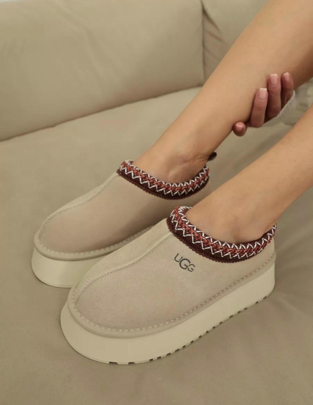 ,угги женские,угги женские ugg,женская ,теплые угги короткие с мехом на платформе ugg 283380561