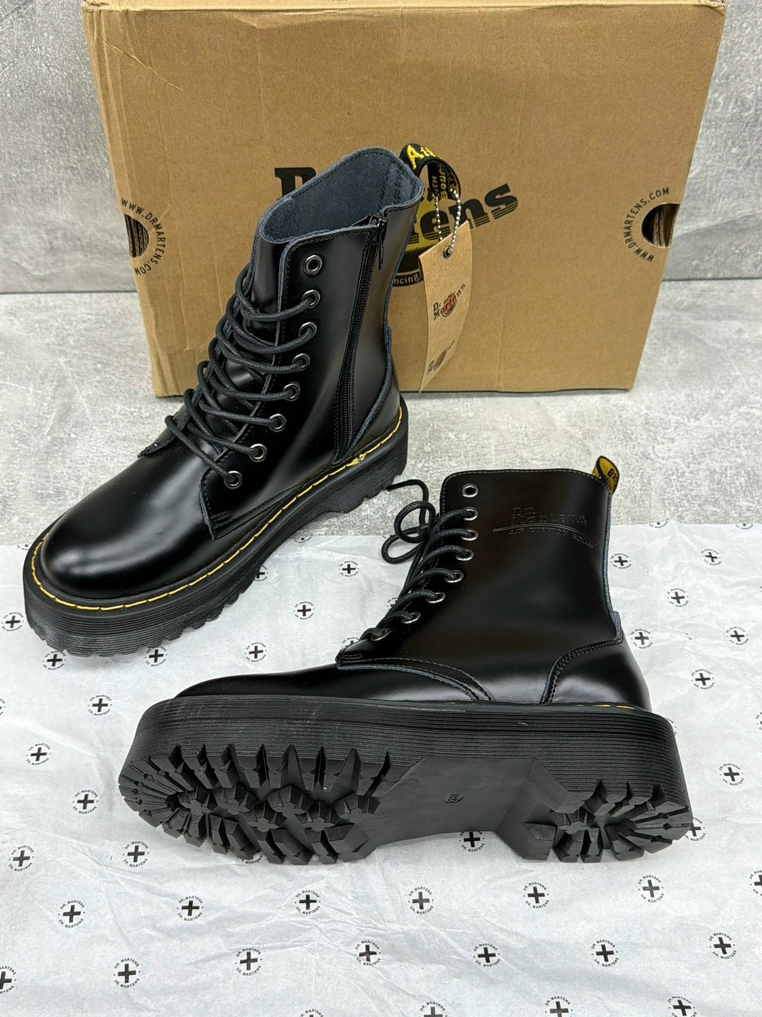 ,ботинки dr. martens,ботинки dr,ботинки мартинсы,ботинки dr.martens jadon