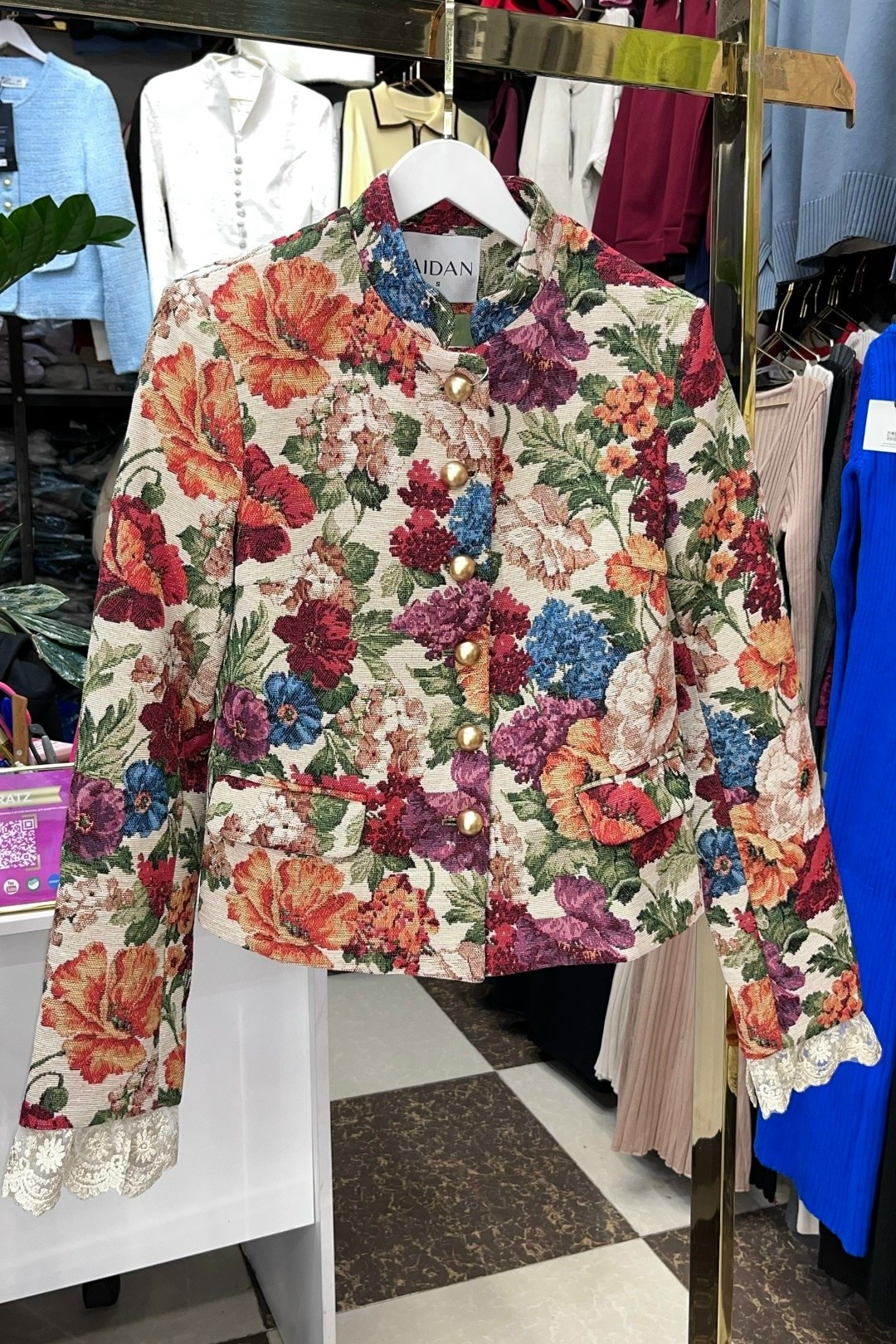 куртка модная,куртка,куртка винтажная,куртка с принтом,женская куртка