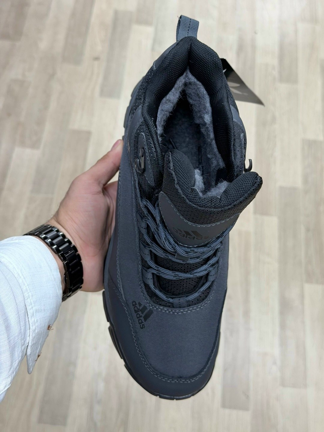 зимние кроссовки adidas,кроссовки мужские зимние adidas,мужская  кроссовки,кроссовки adidas climaproof,кроссовки зимние мужские адидас