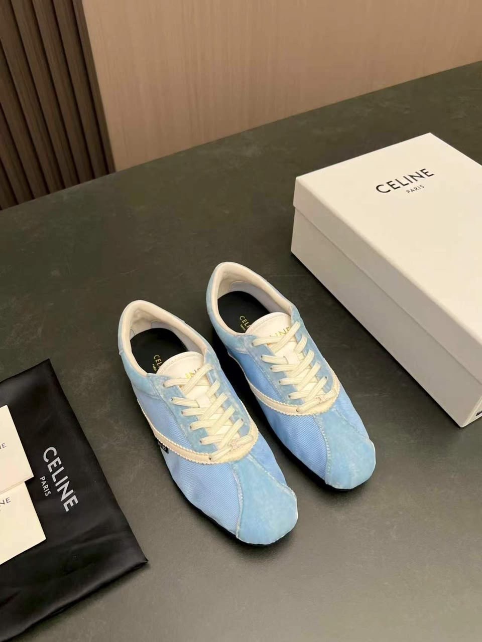 ,кроссовки prada,спортивная ,кроссовки женскиe, женская
